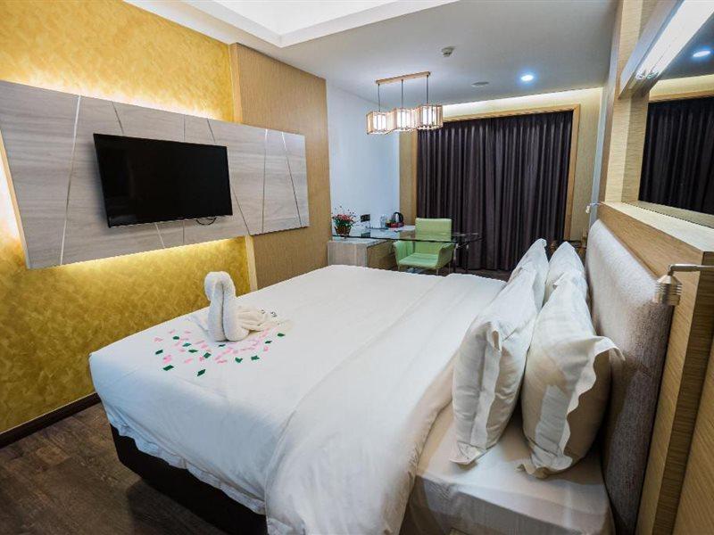 JC Mark Hotel Bintulu Exteriör bild